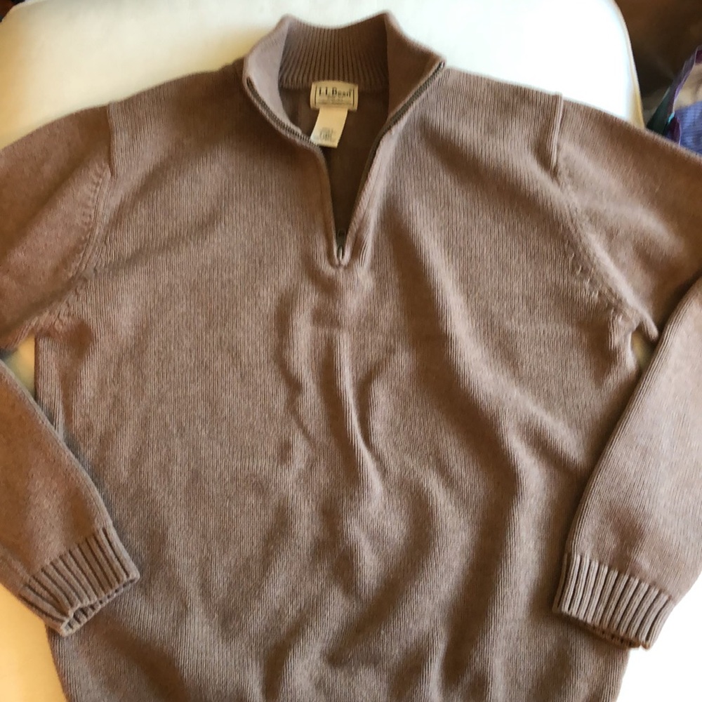 Men’s L.L. Bean brown zip Henley sweater - Picture 2 of 7